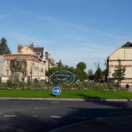 La Demeure D'elodie Appartement Épernay